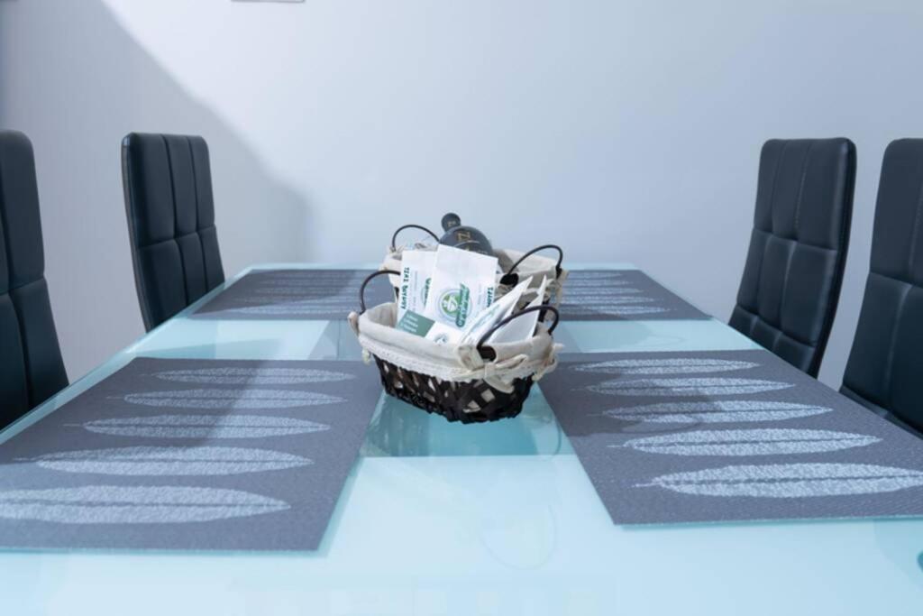Villa Το Άλλο Σπίτι... à Aridaía Extérieur photo